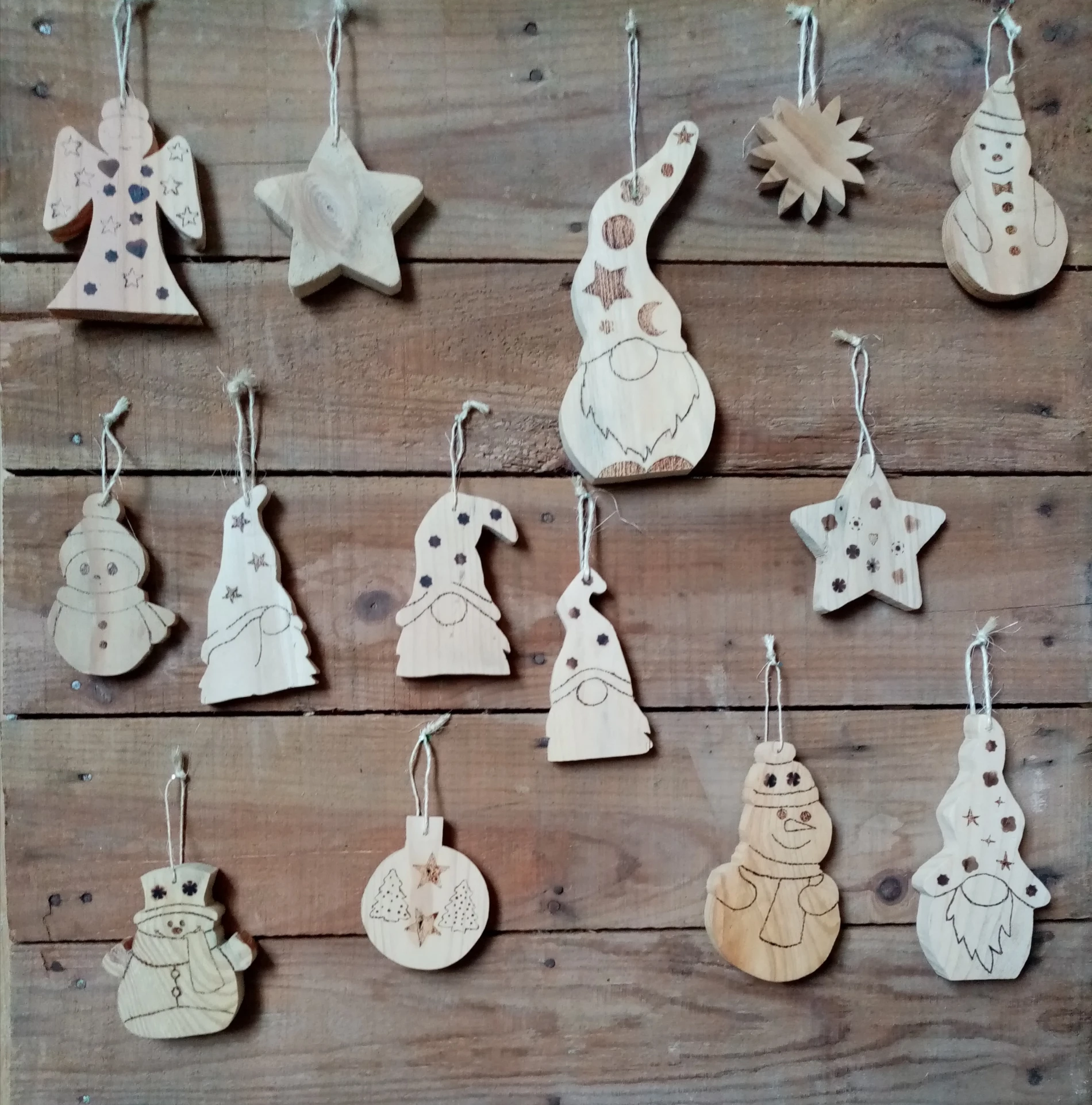 Décoration de Noël | © LA DEUXIÈME VIE DU BOIS